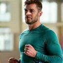 Profile picture of Liam, a fitness influencer, working out.